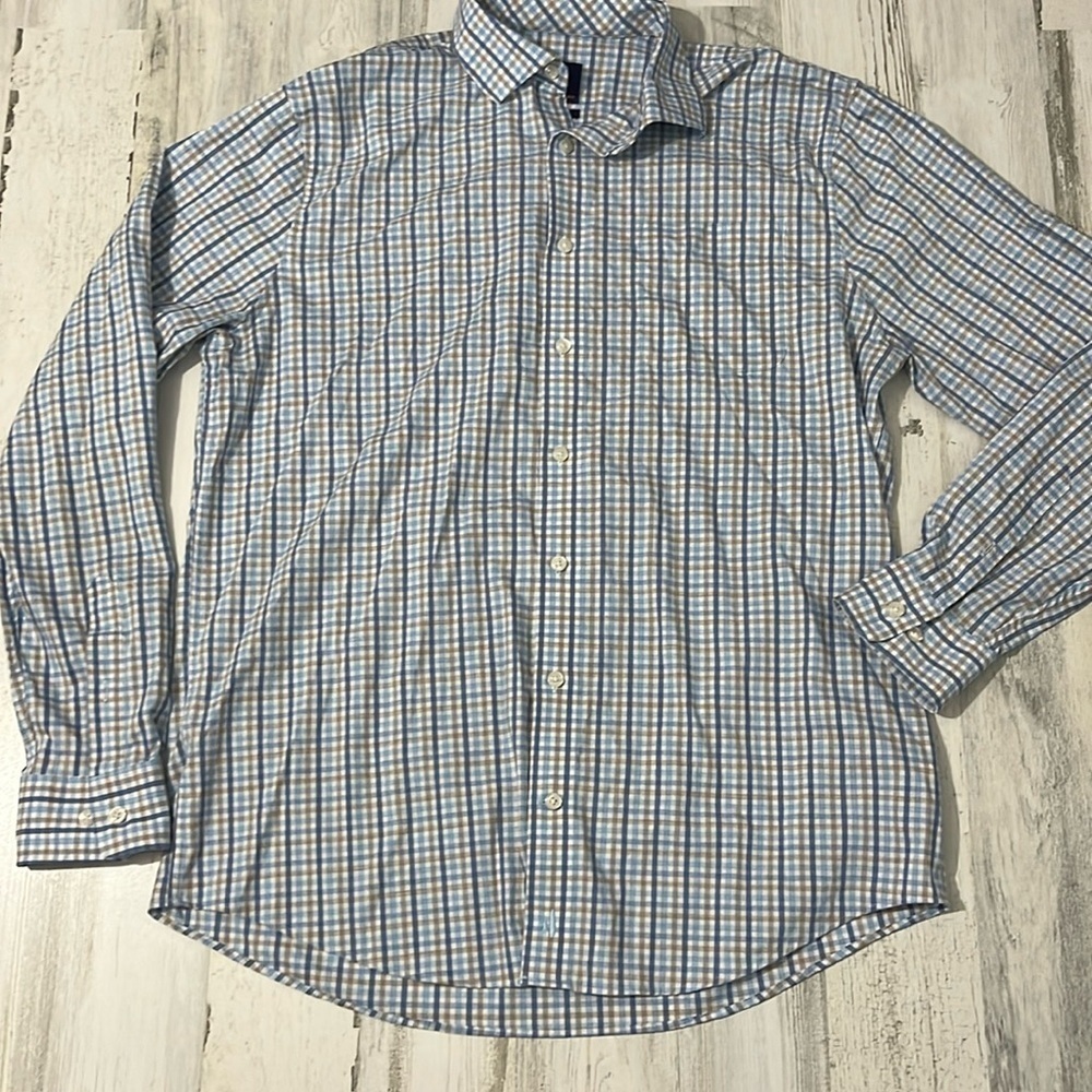 johnnie-O Prep Formance Button Down Size Large